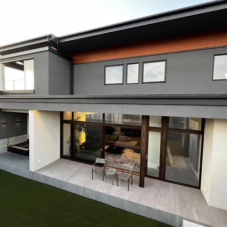 Vaction Stay Suite-One Private Villa 天然温泉付き
